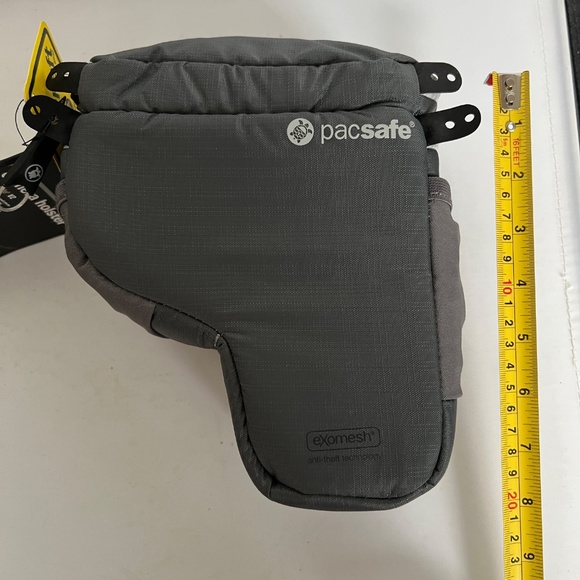 Pacsafe Camsafe V2 Camera Holster Anti-theft Belt Bag Gray New NWT Smart Travel - Picture 10 of 10